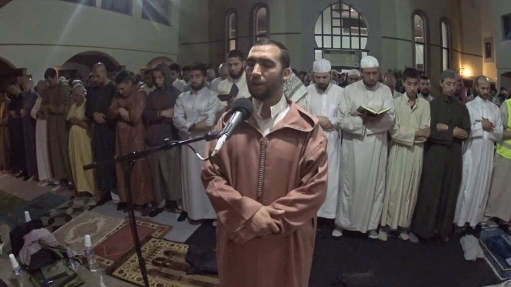 Lire la suite à propos de l’article (Gennevilliers): sourate al mouminoun, imam Rachid mosquée de Gennevilliers ramadhan 2016